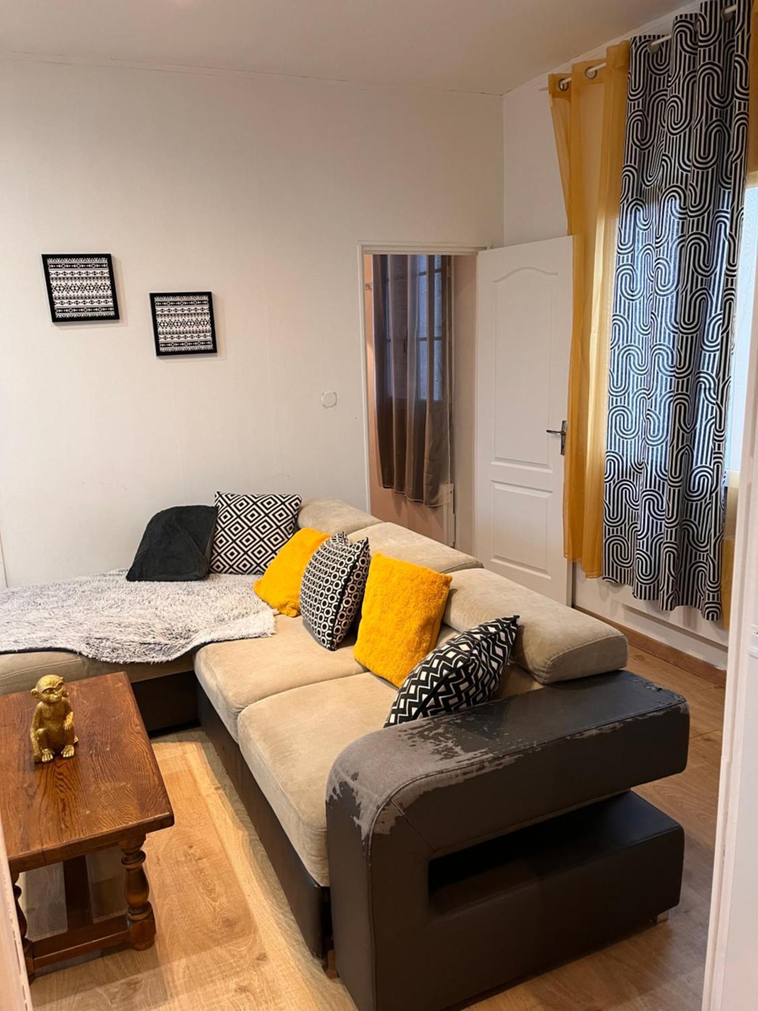 Appartement T3 Neuf Centre Ville De Tarbes Bagian luar foto